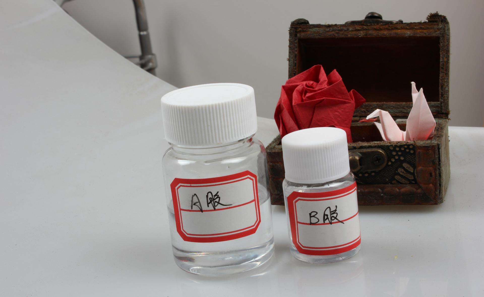 ab膠粘在手上如何去除？